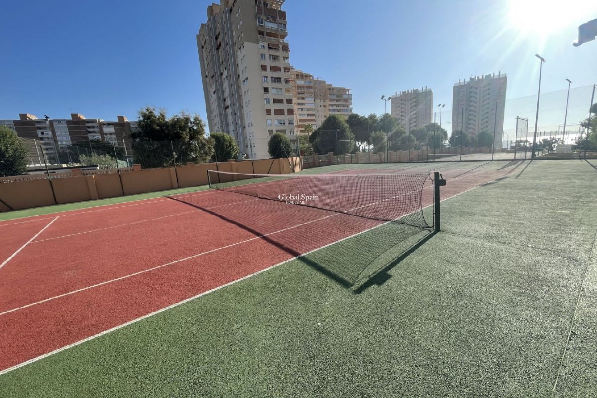 Wiederverkauf - HAUS -
EL CAMPELLO - Costa Blanca