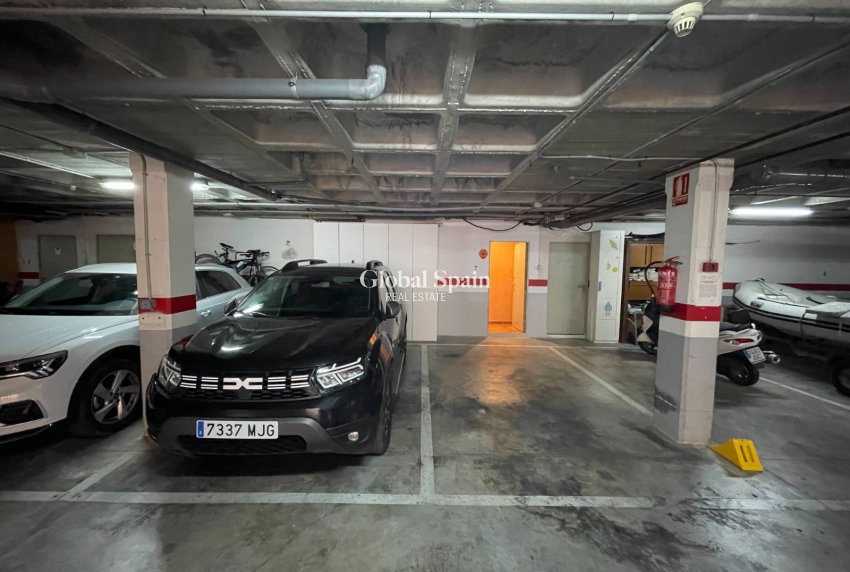 Wiederverkauf - HAUS -
ELCHE - Costa Blanca