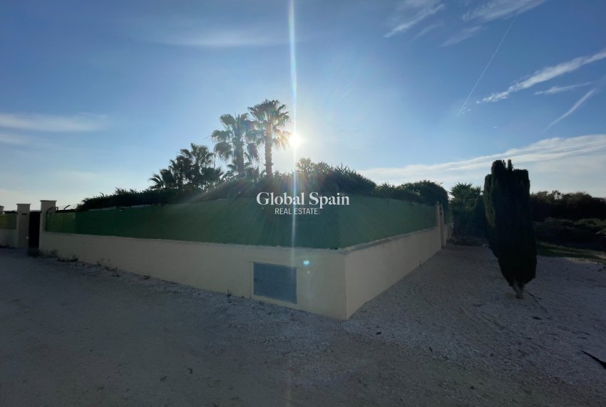 Wiederverkauf - HAUS -
ELCHE - Costa Blanca