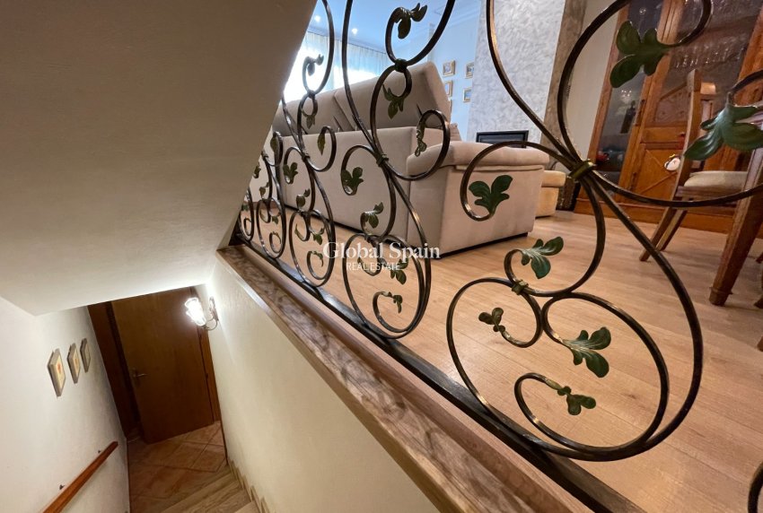 Wiederverkauf - HAUS -
ELCHE - Costa Blanca