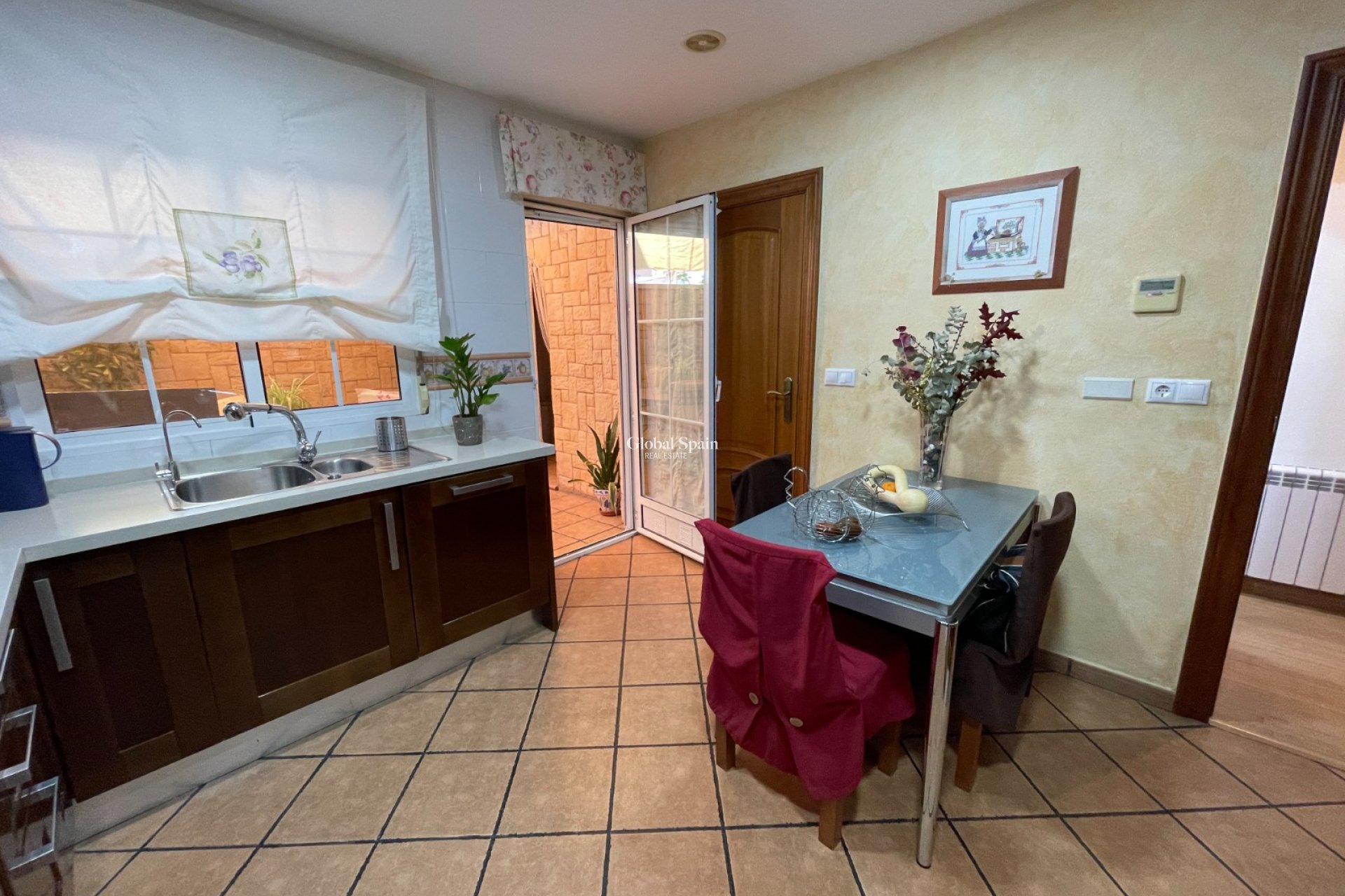 Wiederverkauf - HAUS -
ELCHE - Costa Blanca