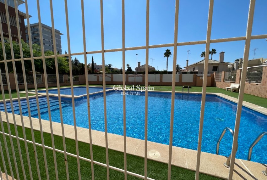 Wiederverkauf - HAUS -
ELCHE - Costa Blanca