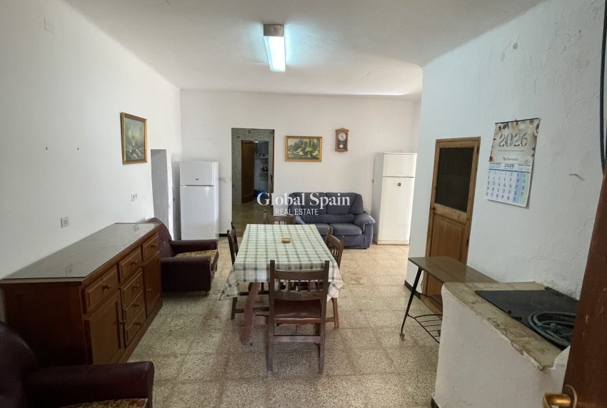 Wiederverkauf - HAUS -
Felanitx - optional location detail