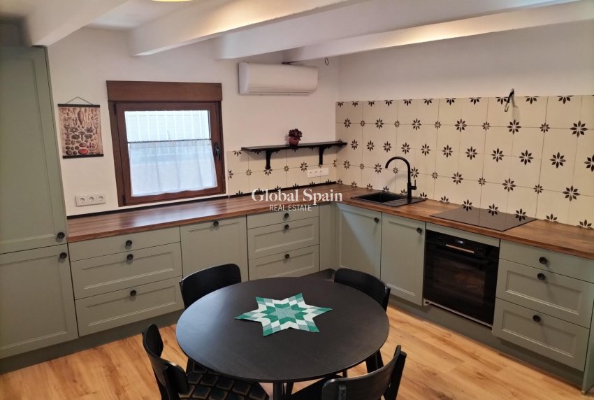 Wiederverkauf - HAUS -
FORMENTERA DEL SEGURA - Centro