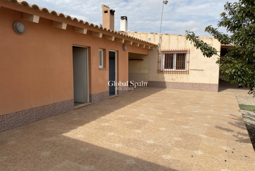 Wiederverkauf - HAUS -
FUENTE ÁLAMO DE MURCIA - Inland