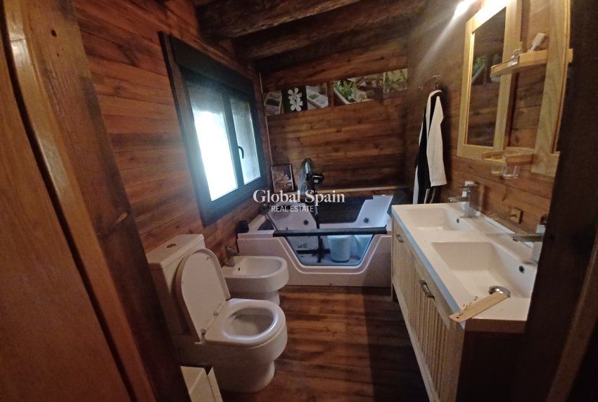 Wiederverkauf - HAUS -
GEA Y TRUYOLS - Inland