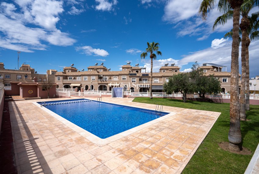 Wiederverkauf - HAUS -
GRAN ALACANT - Costa Blanca