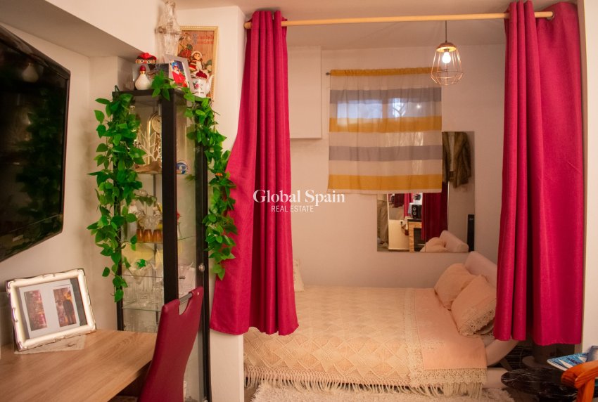 Wiederverkauf - HAUS -
GRAN ALACANT