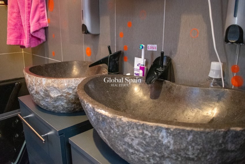 Wiederverkauf - HAUS -
GRAN ALACANT