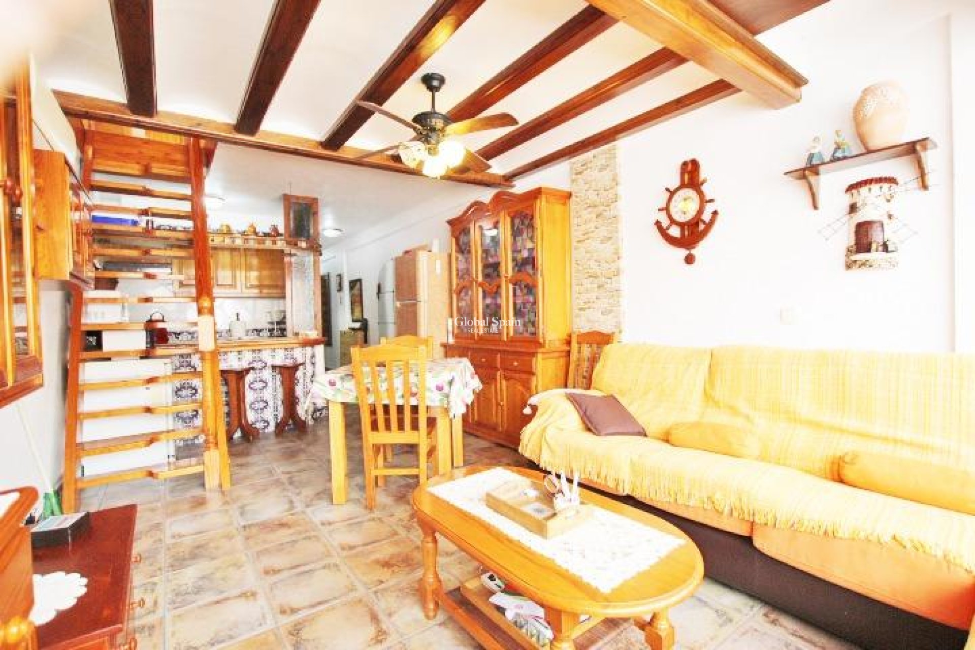 Wiederverkauf - HAUS -
GUARDAMAR DEL SEGURA - Benamor