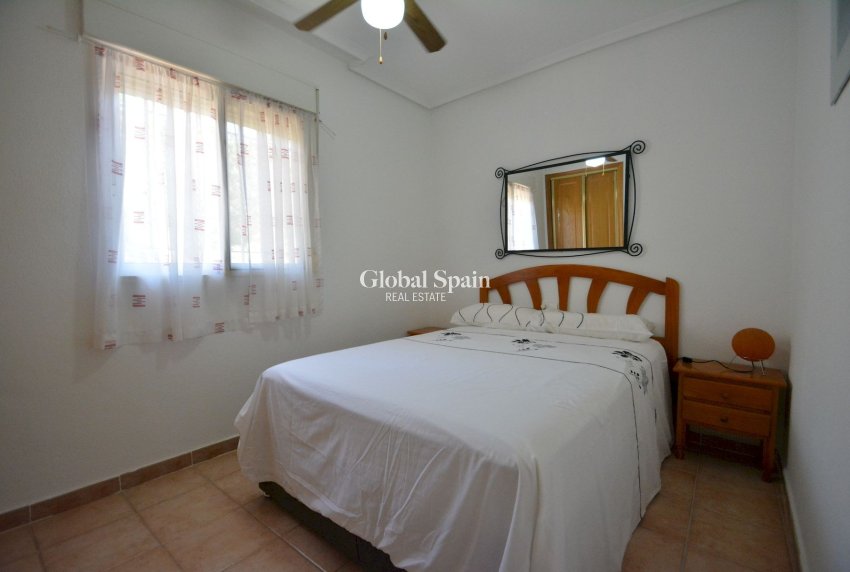 Wiederverkauf - HAUS -
GUARDAMAR DEL SEGURA - Costa Blanca