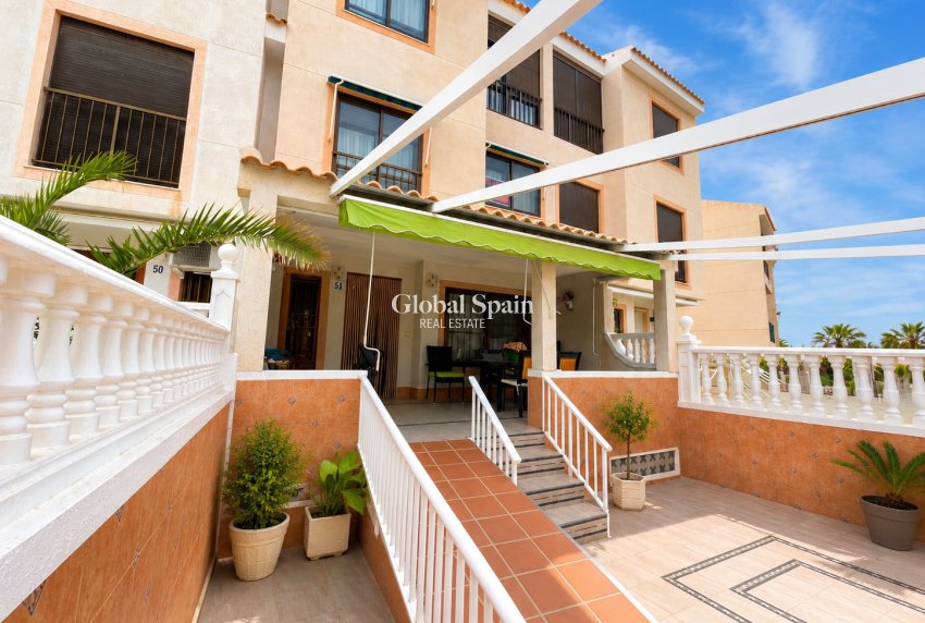 Wiederverkauf - HAUS -
GUARDAMAR DEL SEGURA - Costa Blanca