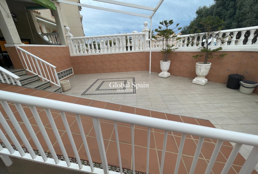 Wiederverkauf - HAUS -
GUARDAMAR DEL SEGURA - Costa Blanca