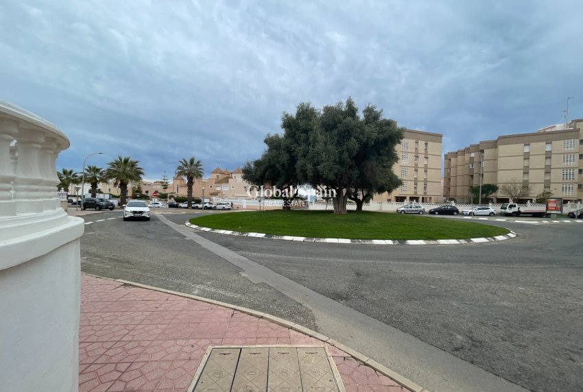 Wiederverkauf - HAUS -
GUARDAMAR DEL SEGURA - Costa Blanca