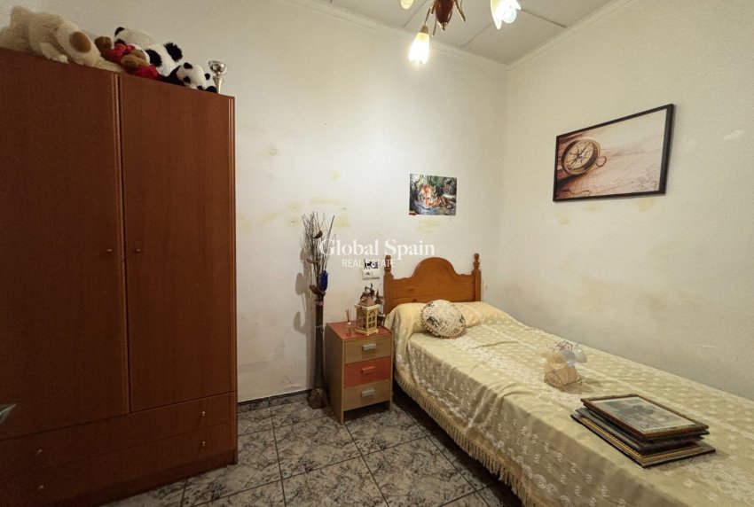Wiederverkauf - HAUS -
GUARDAMAR DEL SEGURA - Costa Blanca