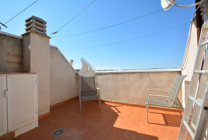 Wiederverkauf - HAUS -
GUARDAMAR DEL SEGURA - Costa Blanca