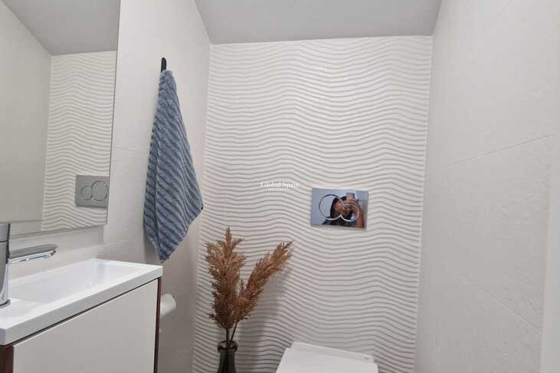 Wiederverkauf - HAUS -
GUARDAMAR DEL SEGURA - ELS SECONS