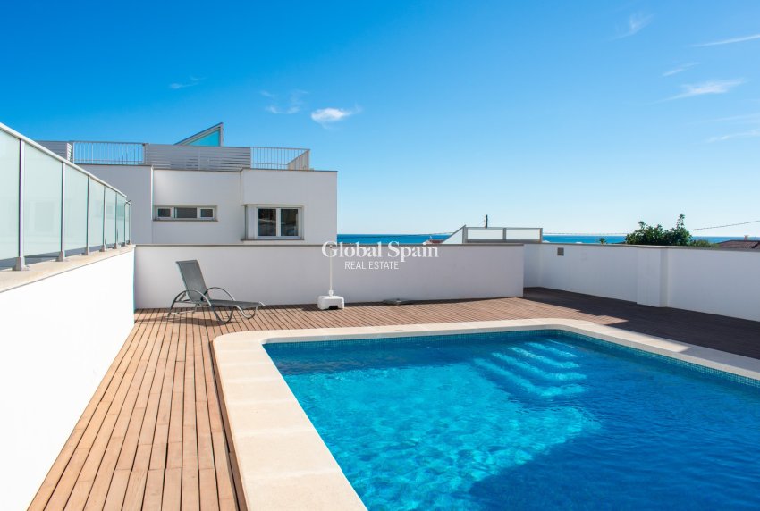 Wiederverkauf - HAUS -
GUARDAMAR DEL SEGURA - Guardamar Playa