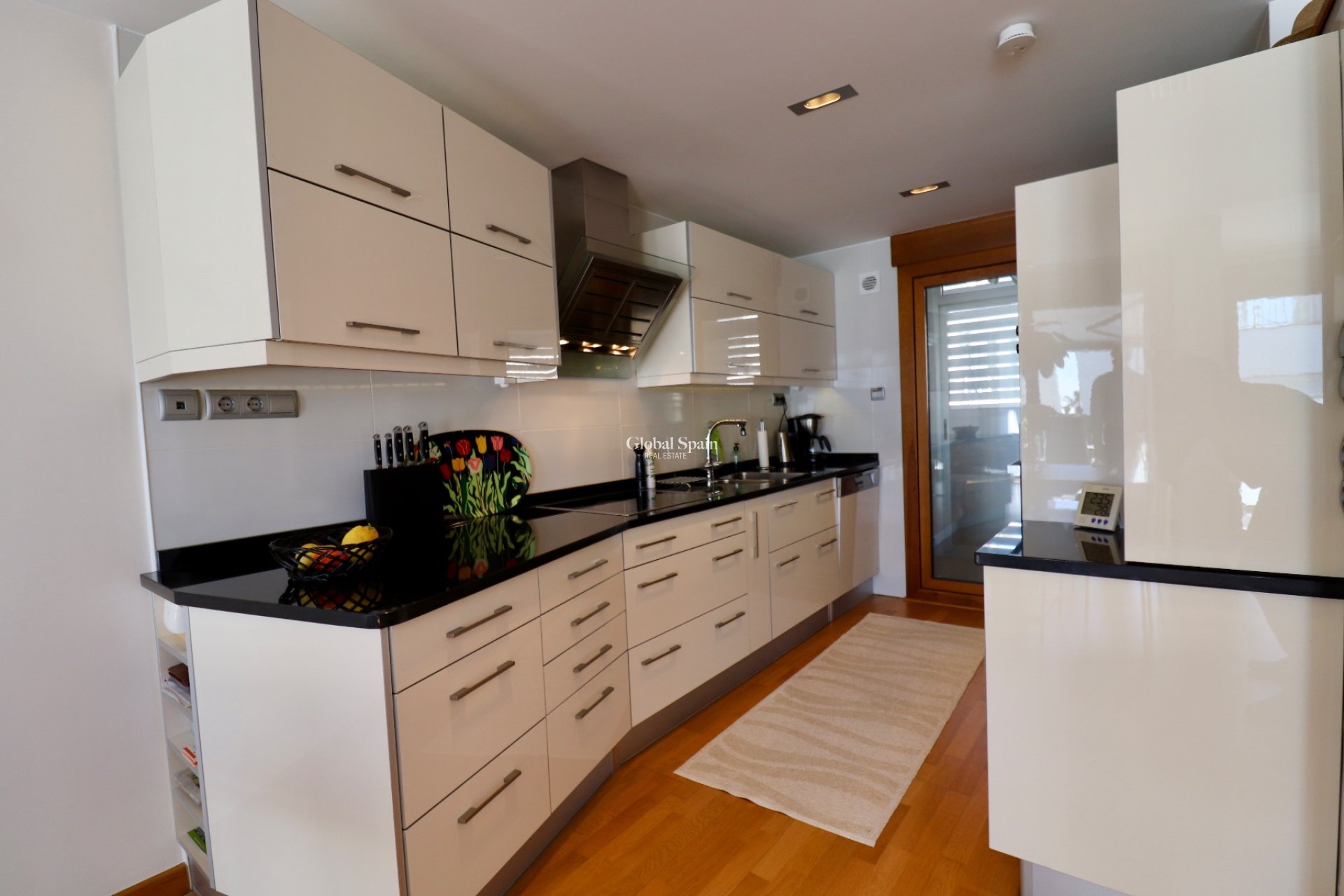 Wiederverkauf - HAUS -
GUARDAMAR DEL SEGURA