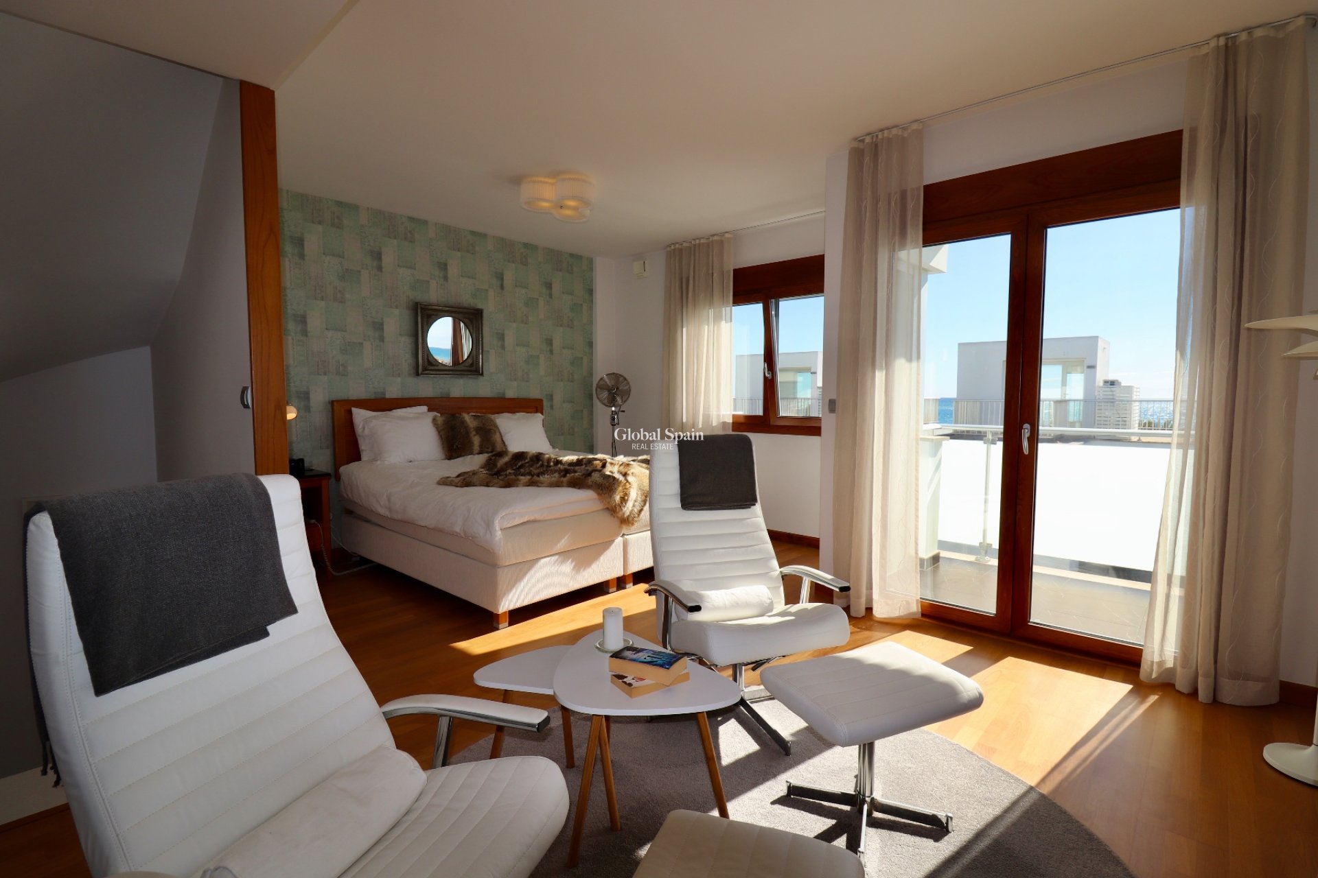 Wiederverkauf - HAUS -
GUARDAMAR DEL SEGURA