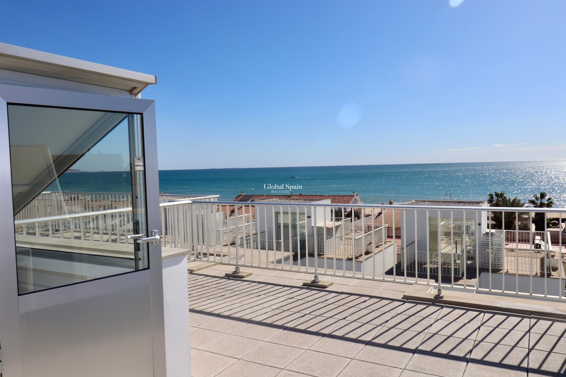 Wiederverkauf - HAUS -
GUARDAMAR DEL SEGURA