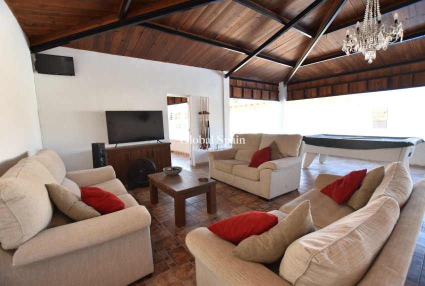 Wiederverkauf - HAUS -
HEREDADES - Costa Blanca