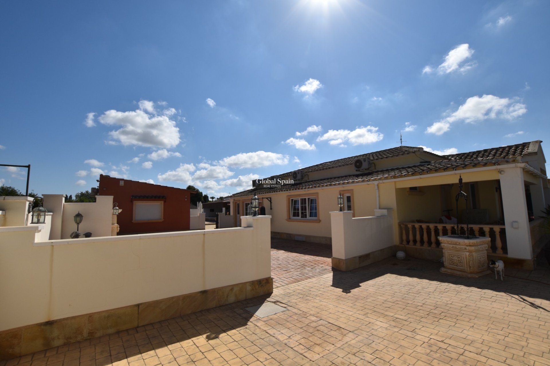 Wiederverkauf - HAUS -
HEREDADES - Costa Blanca