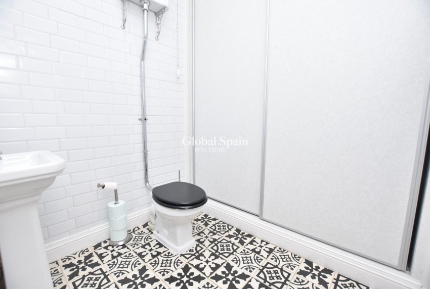 Wiederverkauf - HAUS -
HEREDADES - Costa Blanca