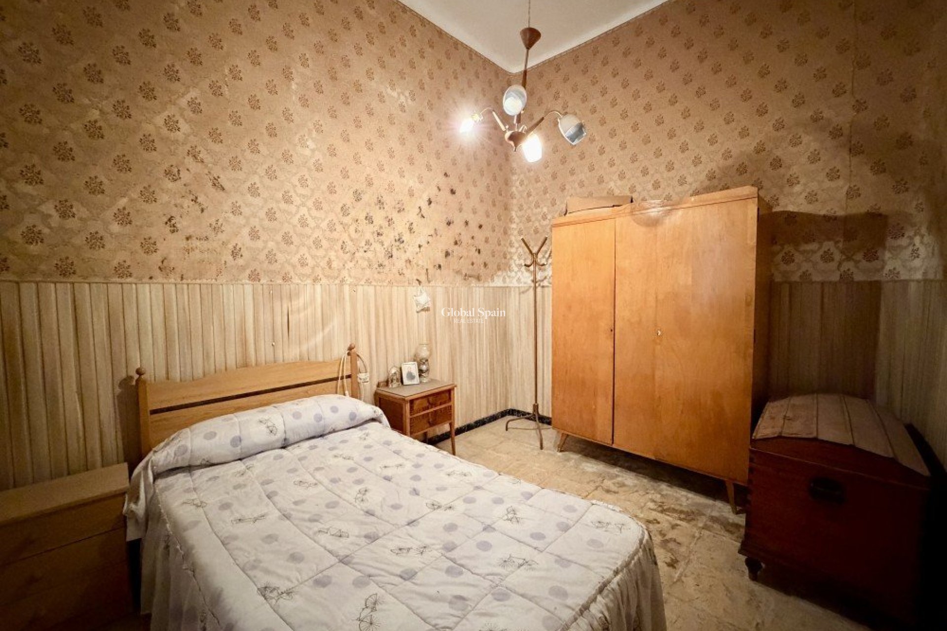 Wiederverkauf - HAUS -
LA MARINA - Costa Blanca