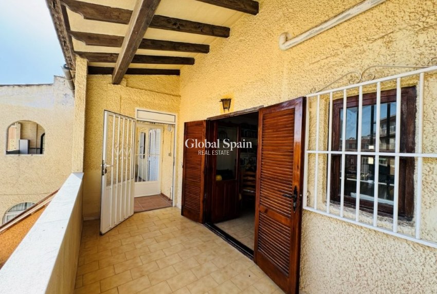 Wiederverkauf - HAUS -
LA MATA - Costa Blanca