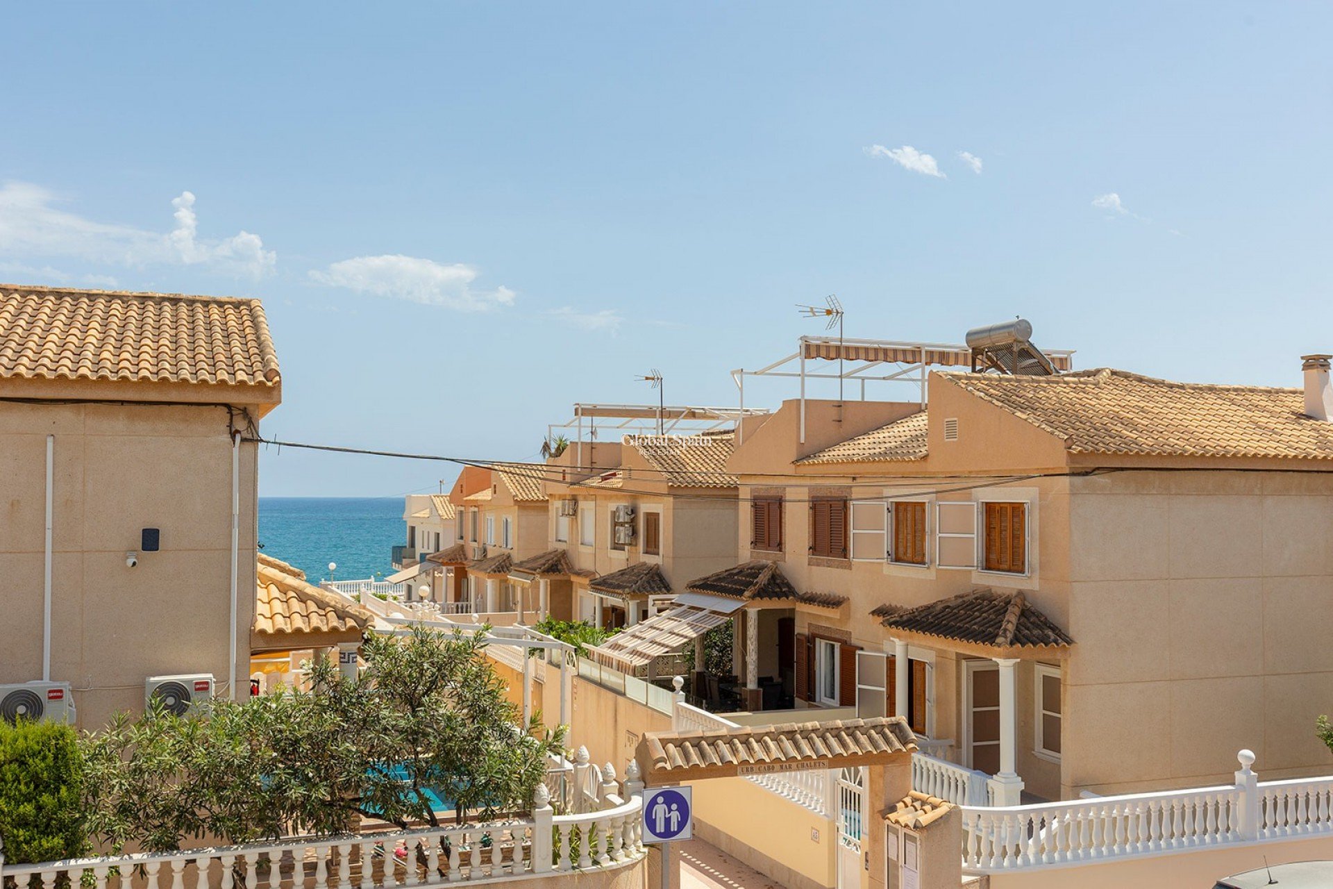 Wiederverkauf - HAUS -
LA MATA - Costa Blanca