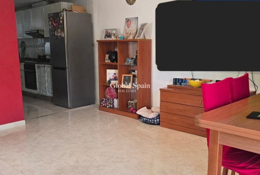 Wiederverkauf - HAUS -
La Nucía - La nucia