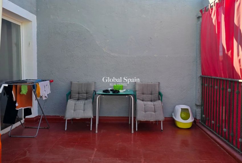 Wiederverkauf - HAUS -
La Nucía - La nucia