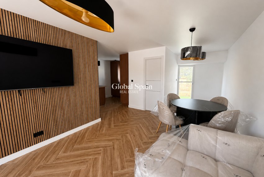 Wiederverkauf - HAUS -
LA NUCÍA - La nucia
