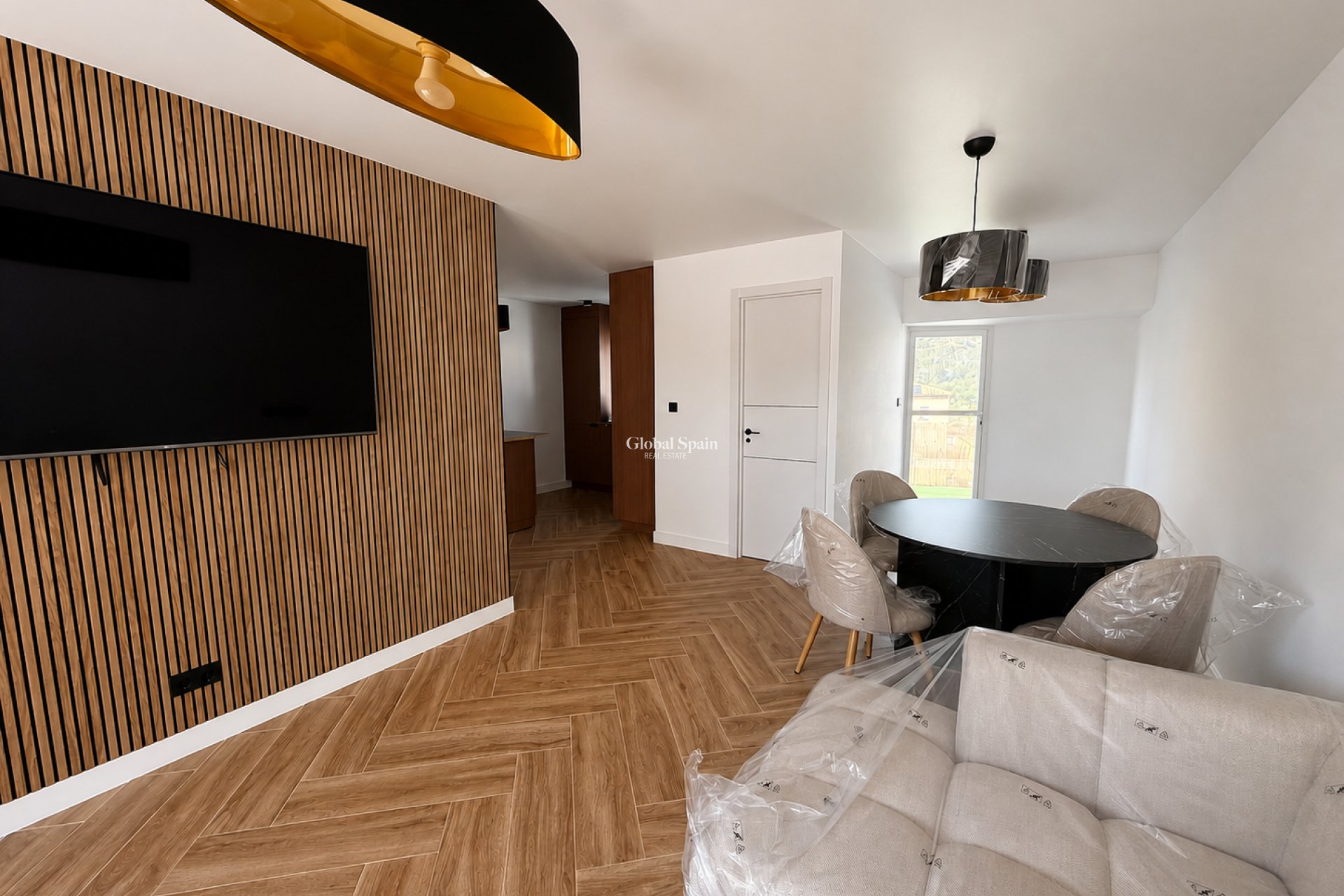 Wiederverkauf - HAUS -
LA NUCÍA - La nucia