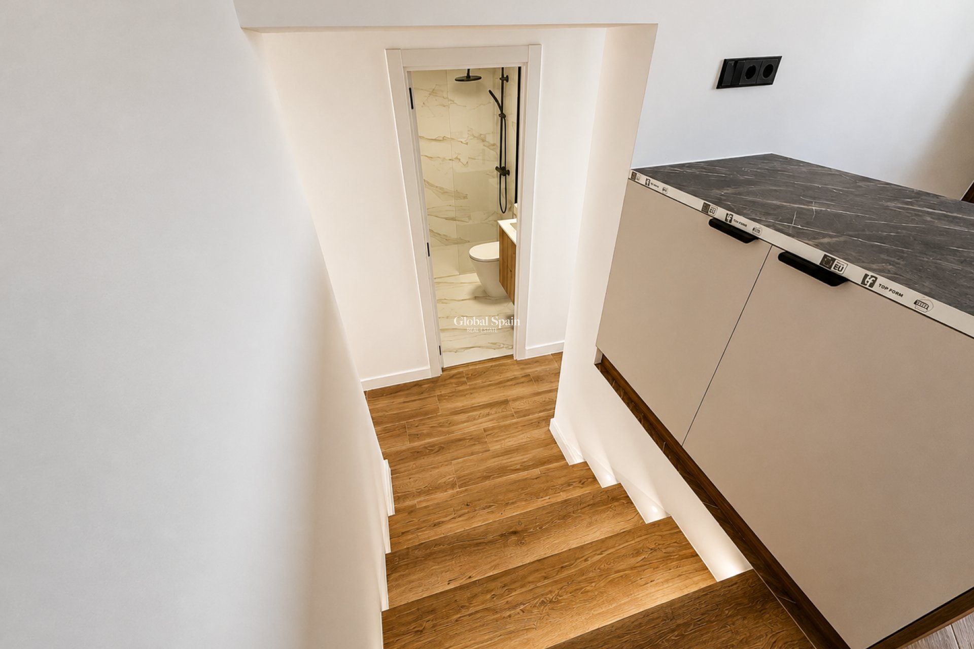 Wiederverkauf - HAUS -
LA NUCÍA - La nucia