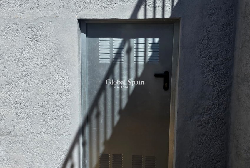 Wiederverkauf - HAUS -
La Nucía - La nucia