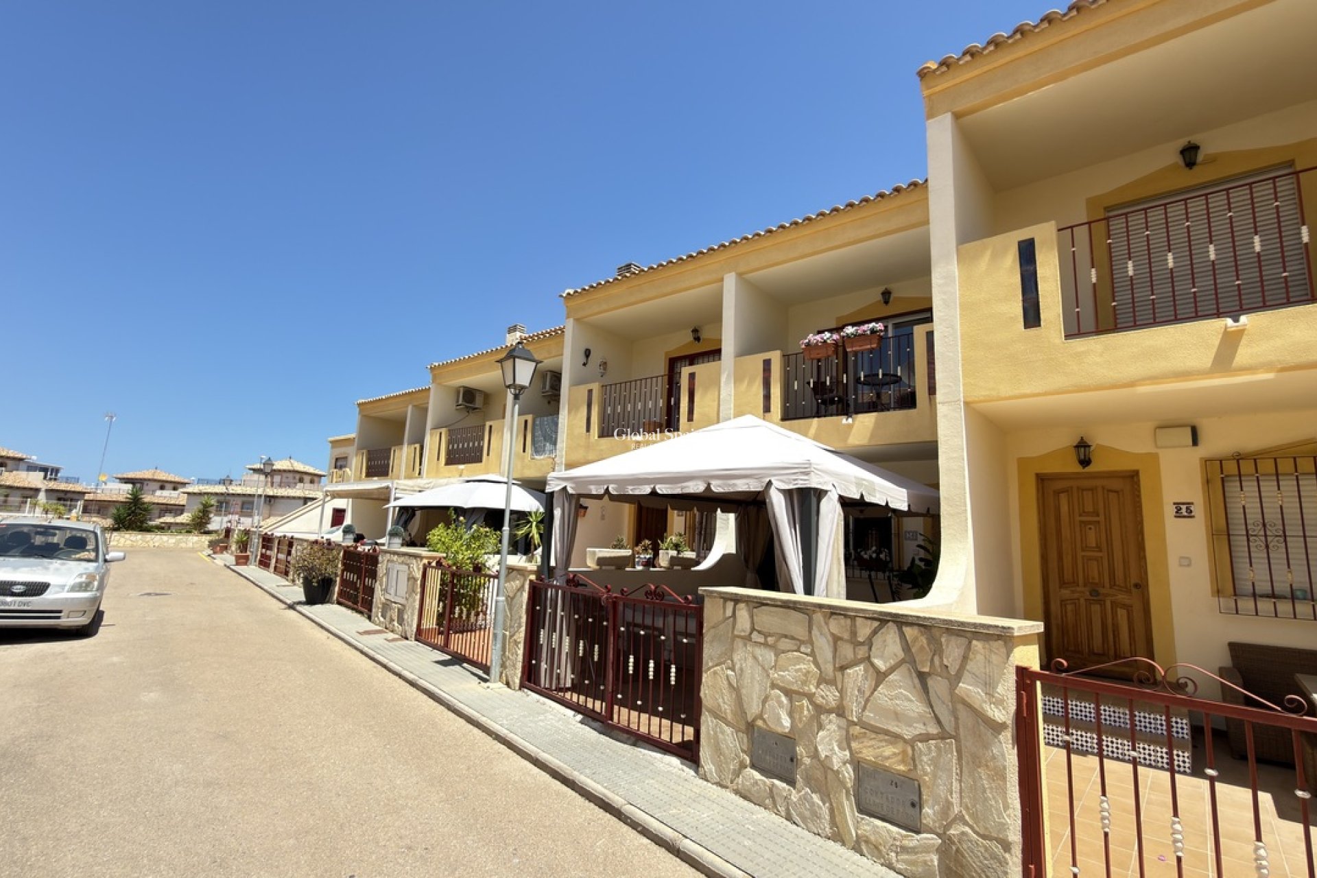 Wiederverkauf - HAUS -
LA ZENIA - Costa Blanca