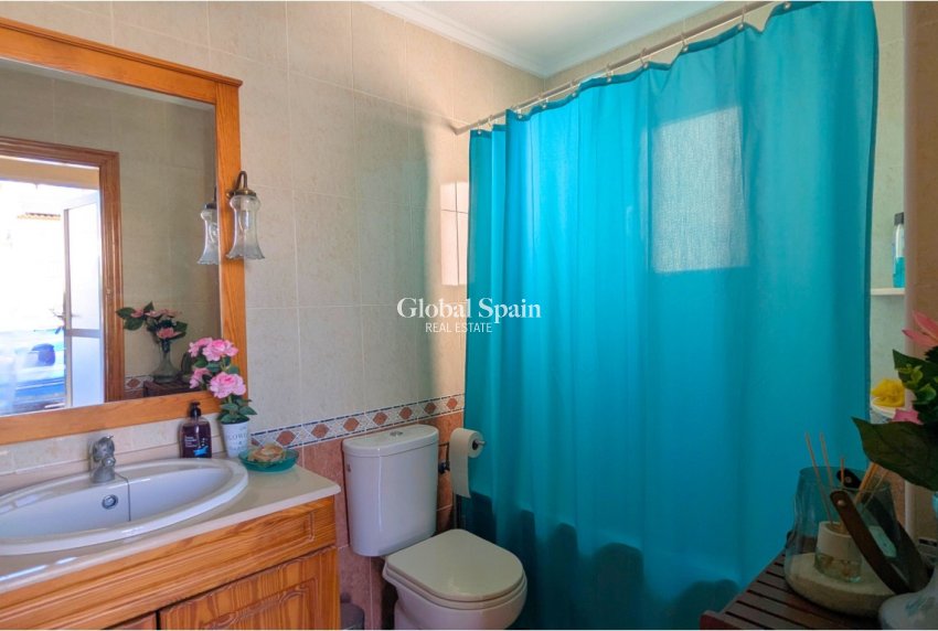 Wiederverkauf - HAUS -
LO CRISPÍN - Inland