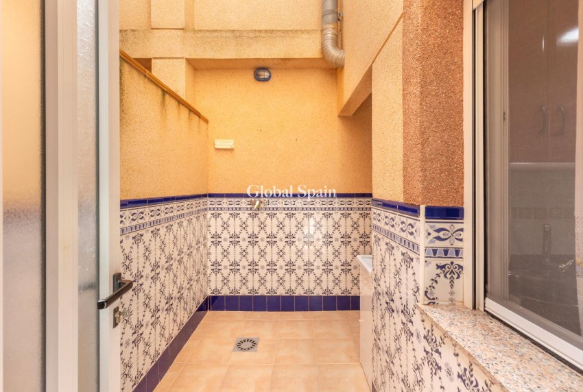 Wiederverkauf - HAUS -
LOS ALCÁZARES - Centro