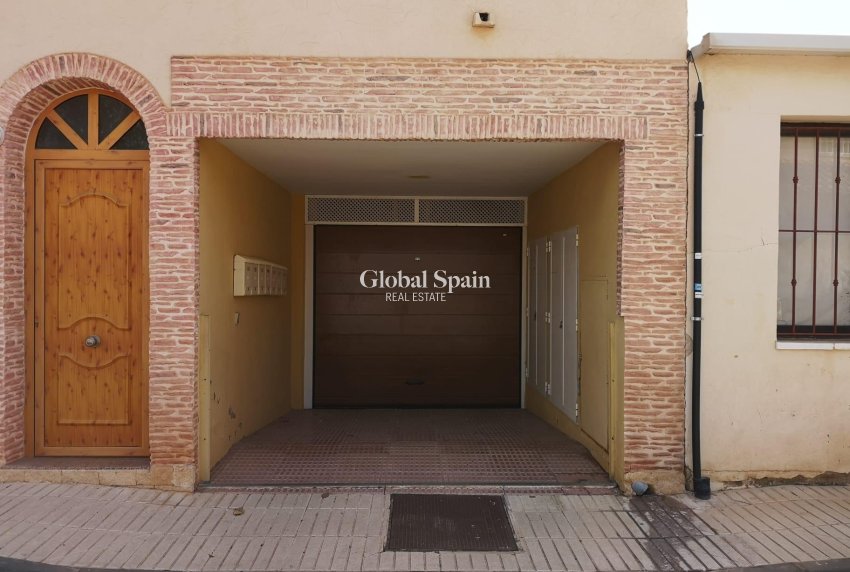 Wiederverkauf - HAUS -
LOS ALCÁZARES - Centro