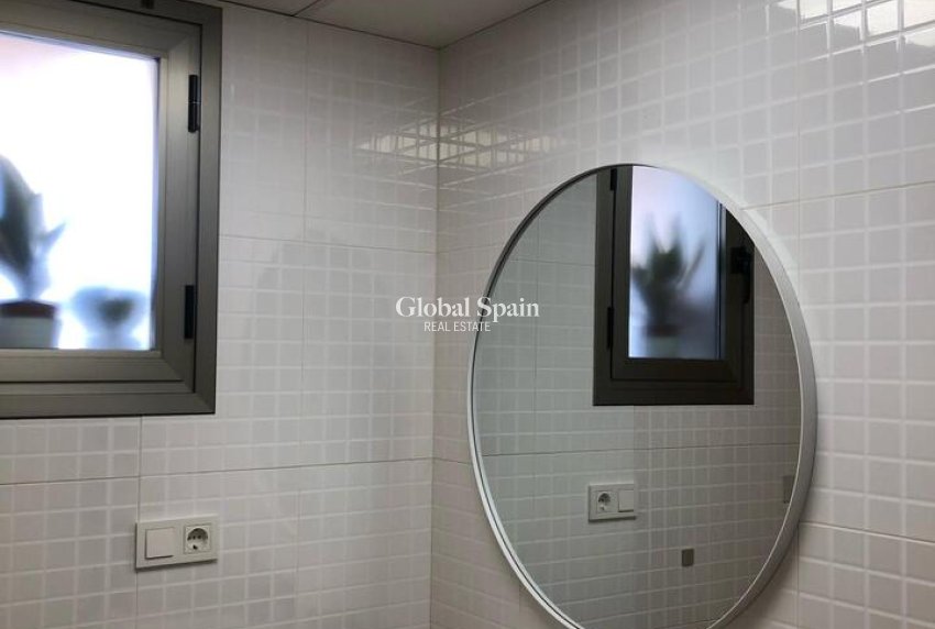 Wiederverkauf - HAUS -
LOS ALCÁZARES