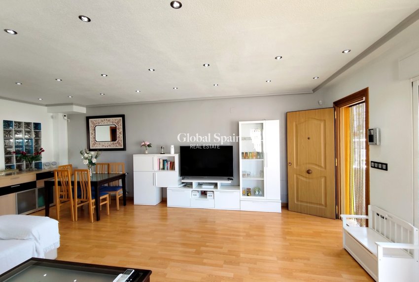 Wiederverkauf - HAUS -
LOS BALCONES - LOS ALTOS - Costa Blanca
