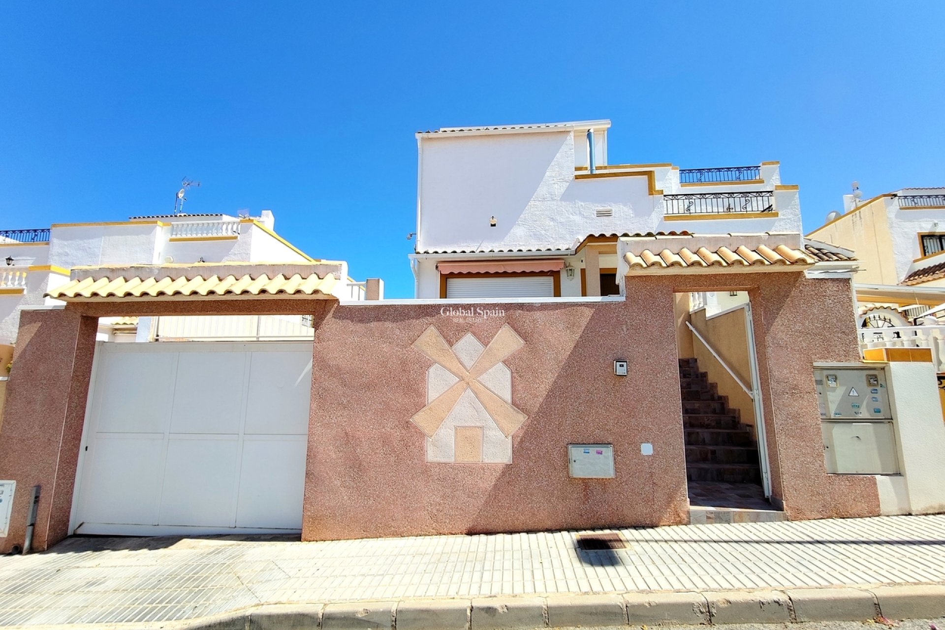 Wiederverkauf - HAUS -
LOS BALCONES - LOS ALTOS - Costa Blanca