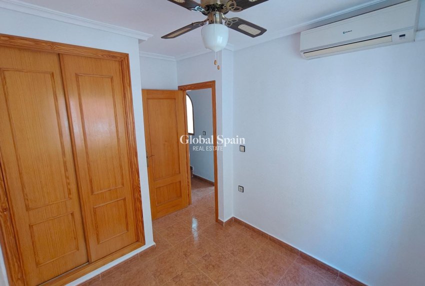 Wiederverkauf - HAUS -
LOS MONTESINOS - Costa Blanca Sur