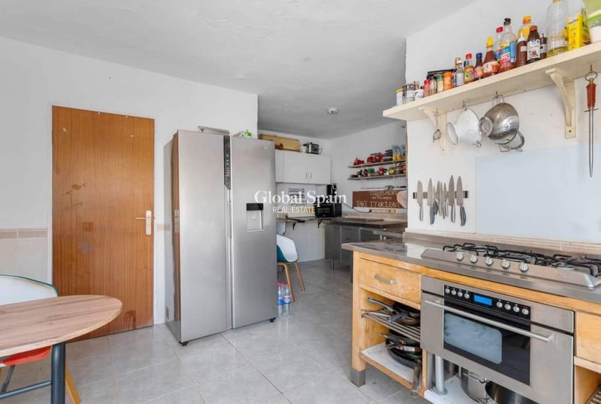 Wiederverkauf - HAUS -
LOS MONTESINOS - Costa Blanca