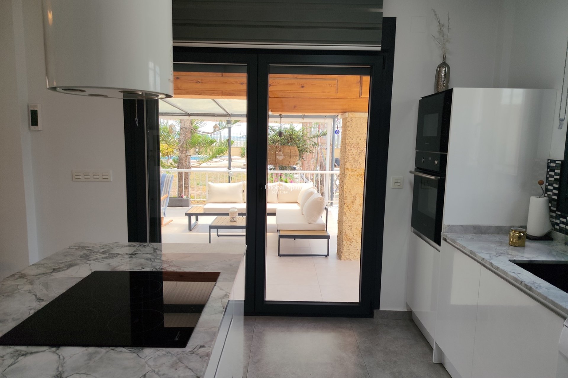 Wiederverkauf - HAUS -
LOS MONTESINOS - Costa Blanca