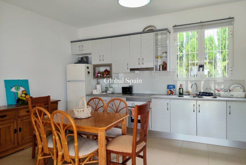 Wiederverkauf - HAUS -
LOS MONTESINOS - Costa Blanca