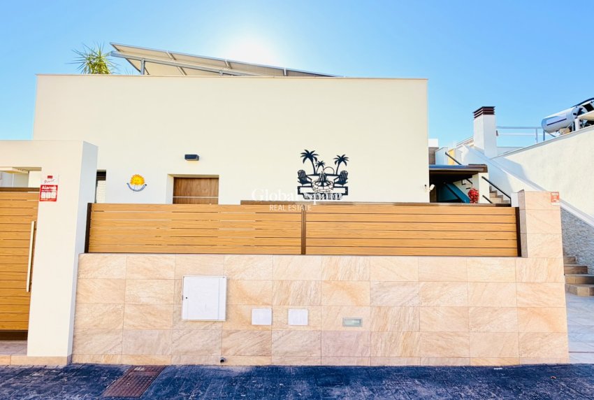 Wiederverkauf - HAUS -
LOS MONTESINOS - La Herada