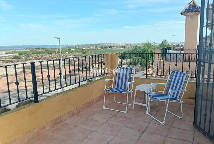 Wiederverkauf - HAUS -
LOS MONTESINOS - La Herrada